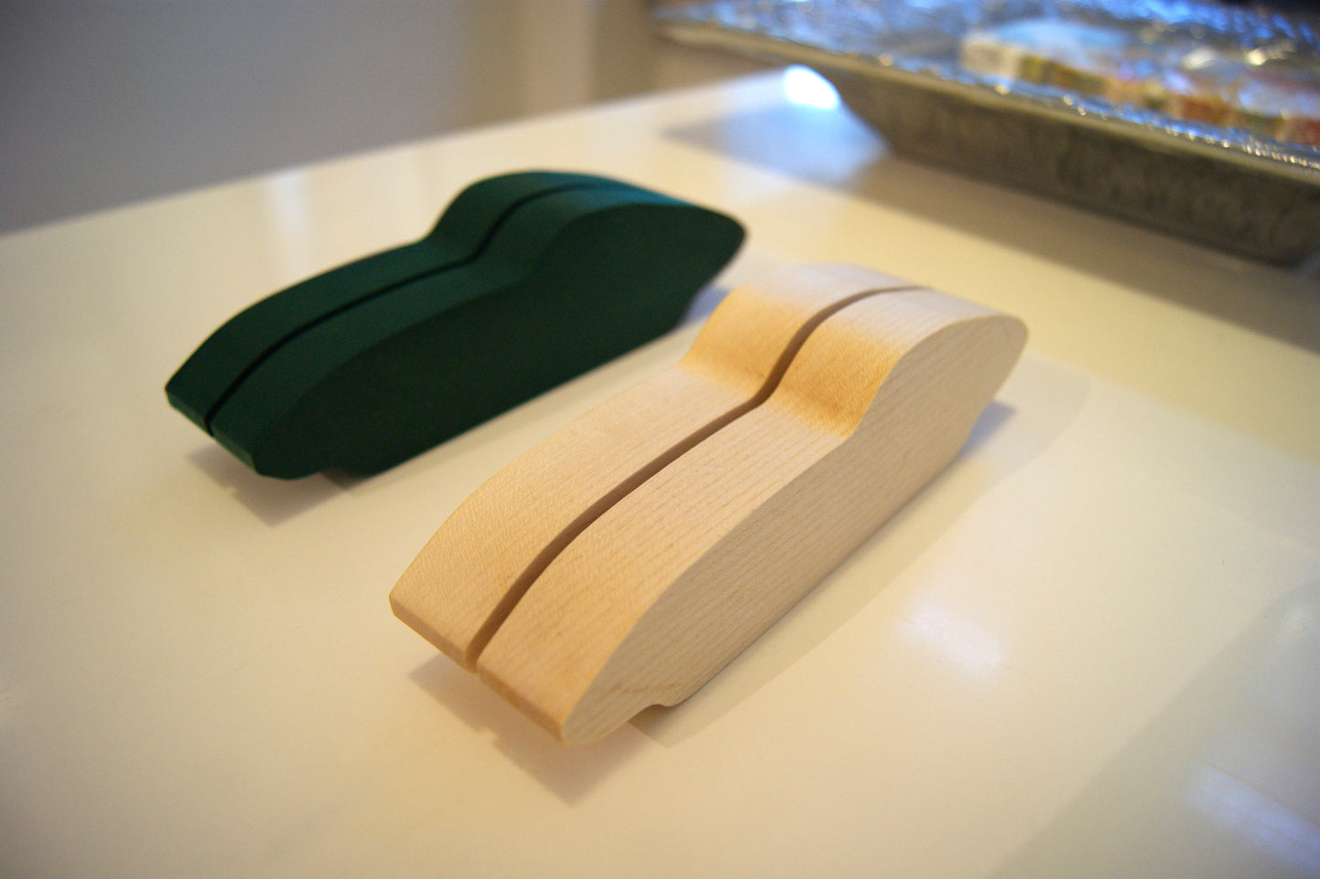 H1 'The Sportscar' Skulptur von Uli Ehret aus Ahornholz